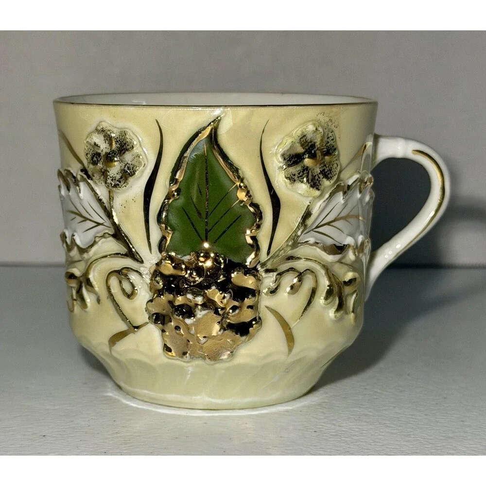 Vintage Gold Embossed Berries / Leaves / Floral German Tea Coffee Cup